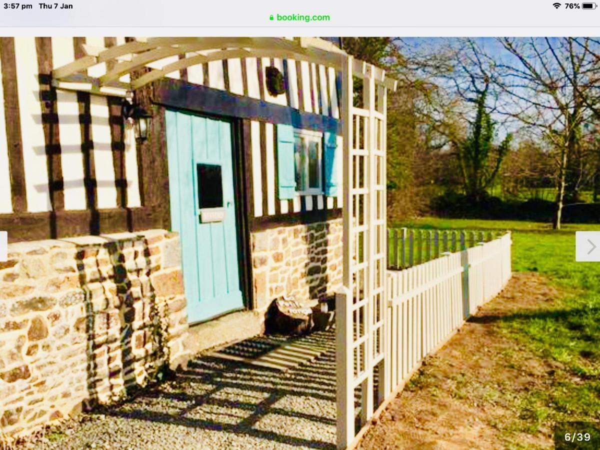 Maison Mai Or La Petite Maison Mai Or La Petite Grange Or All Three La Chapelle-Uree Luaran gambar