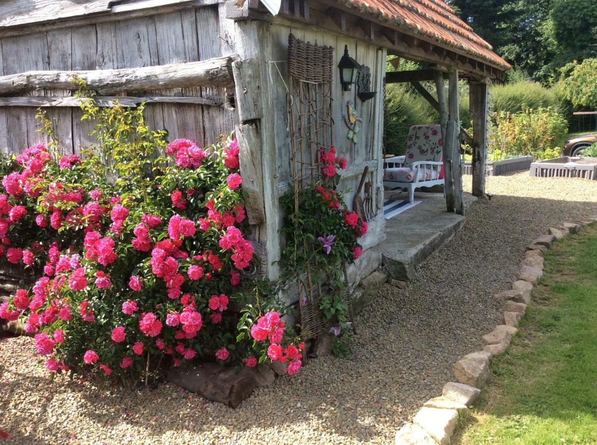 Maison Mai Or La Petite Maison Mai Or La Petite Grange Or All Three La Chapelle-Uree Luaran gambar